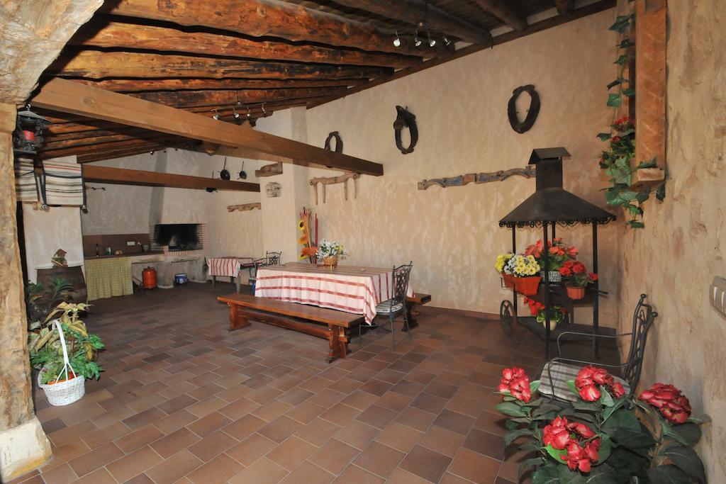 La Fuente Del Poval Casa de hóspedes Caballar Exterior foto